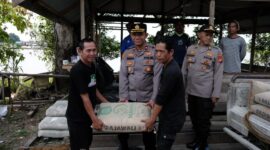 Jumat Berkah Polres Sintang Perkuat Kepedulian Sosial di Tengah Masyarakat