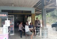 Patroli Preventif Polsek Menyuke Ajak Warga Aktif Jaga Lingkungan Tetap Aman