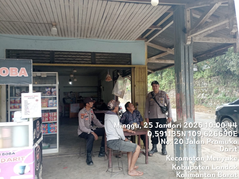 Patroli Preventif Polsek Menyuke Ajak Warga Aktif Jaga Lingkungan Tetap Aman