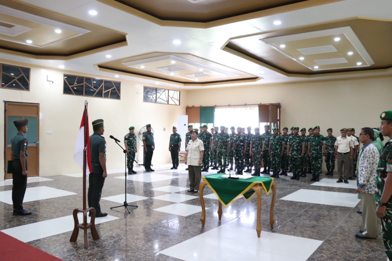 Pimpin Tradisi Purna Tugas, Dandim 1206/Putussibau Apresiasi Pengabdian PNS Kodim
