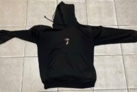 Barang Bukti Sweater Hitam Milik Terduga Pelaku Penganiayaan di Sengah Temila