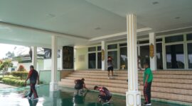 Korem 121/Abw Gelar Kerja Bakti Rutin Demi Lingkungan Kerja Bersih dan Nyaman