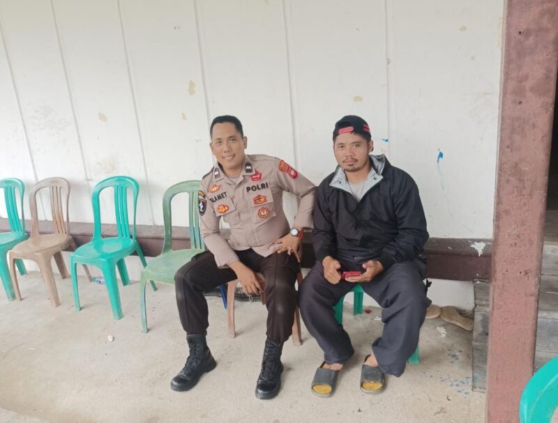 Patroli Siang Polsek Menjalin, Polisi Ajak Warga Jaga Kamtibmas