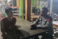 Patroli Dialogis Polsek Menjalin Jaga Keamanan Pasar pada Malam Hari