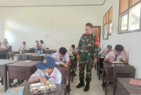 Makan Bergizi Gratis Sampai Sekolah Perbatasan, Kodim 1209 Lakukan Pengawalan