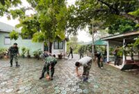 Peduli Kebersihan, Korem 121/Abw Rutin Bersihkan Lingkungan Markas