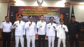 Wabup Sintang Ajak Masyarakat Hidupkan Budaya Gotong Royong di Tengah Pengurangan Anggaran Desa