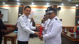 Florensius Ronny Lantik 4 Kades Sintang, Ingatkan Pentingnya Pengelolaan Anggaran