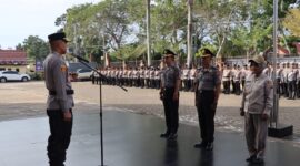 Tiga Personel Polresta Pontianak Masuki Purna Tugas, Kapolresta Pimpin Apel Khidmat