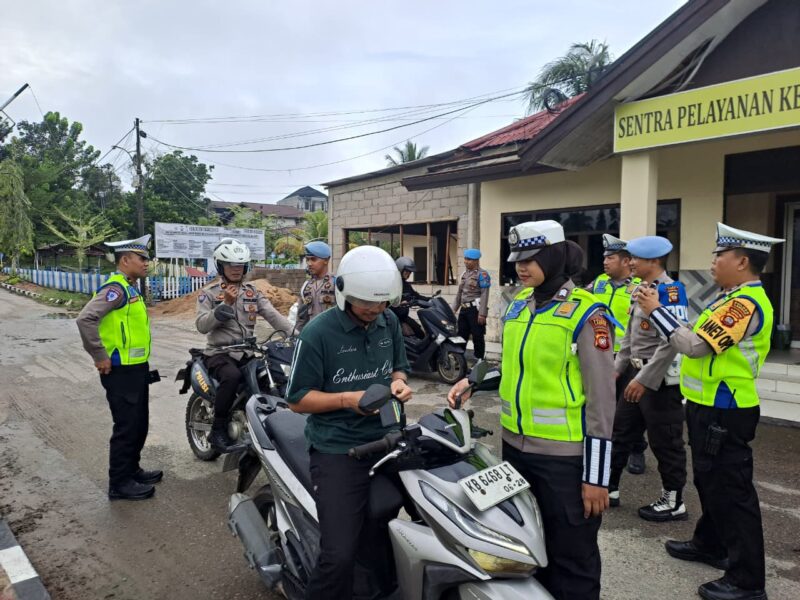 Polres Landak Lakukan Sidak Kendaraan Anggota untuk Tingkatkan Ketertiban