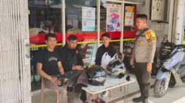 Jaga Kamtibmas Desa, Bhabinkamtibmas Polsek Mempawah Hulu Rutin Sambang Warga