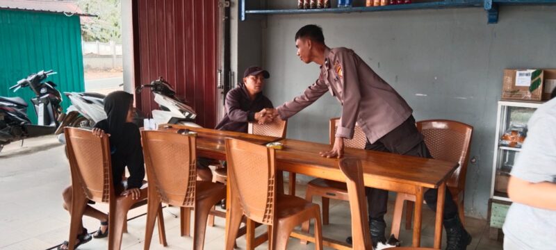 Dekat dengan Masyarakat, Polisi Sengah Temila Lakukan Patroli Dialogis