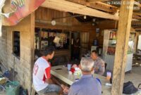 Sambang Santai Polsek Meranti Pererat Hubungan Polisi dan Masyarakat