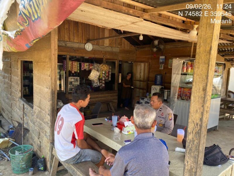 Sambang Santai Polsek Meranti Pererat Hubungan Polisi dan Masyarakat