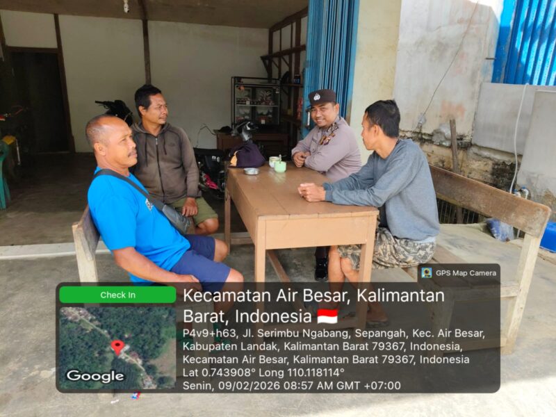 Polisi Air Besar Dekatkan Diri dengan Warga Lewat Patroli Humanis