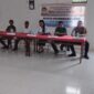 Bhabinkamtibmas Hadiri Musdesus Penetapan 27 KPM BLT-DD Desa Tubang Raeng