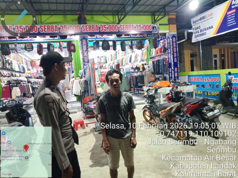 Patroli Malam Polsek Air Besar Sambangi Warga, Tingkatkan Rasa Aman di Lingkungan