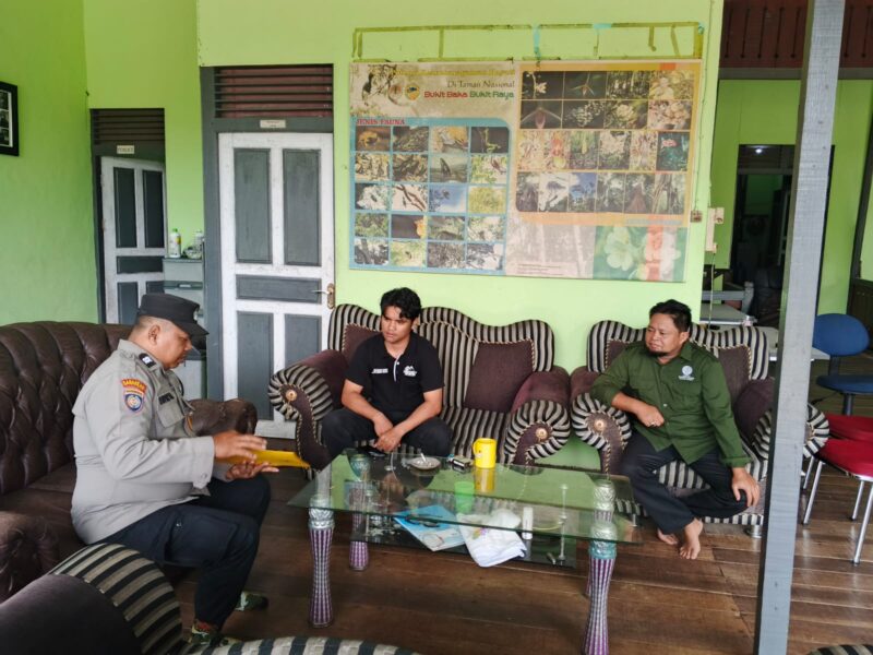 Satbinmas Polres Melawi Perkuat Koordinasi Polhut melalui Binkorwas Polsus di Nanga Pinoh