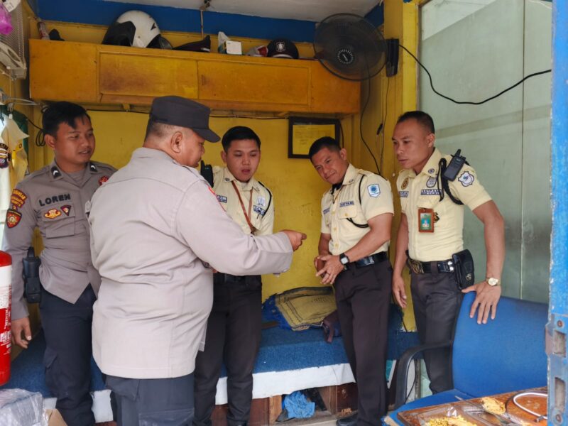 Satbinmas Polres Melawi Tertibkan Seragam dan KTA Satpam, Sosialisasikan Perpol Nomor 4 Tahun 2020