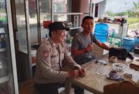 Patroli Rutin Polsek Kuala Behe Perkuat Kamtibmas, Polisi Aktif Beri Imbauan Langsung ke Warga