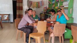 Patroli Dialogis Polsek Sengah Temila, Polisi Duduk Bersama Warga Bangun Kedekatan dan Rasa Aman