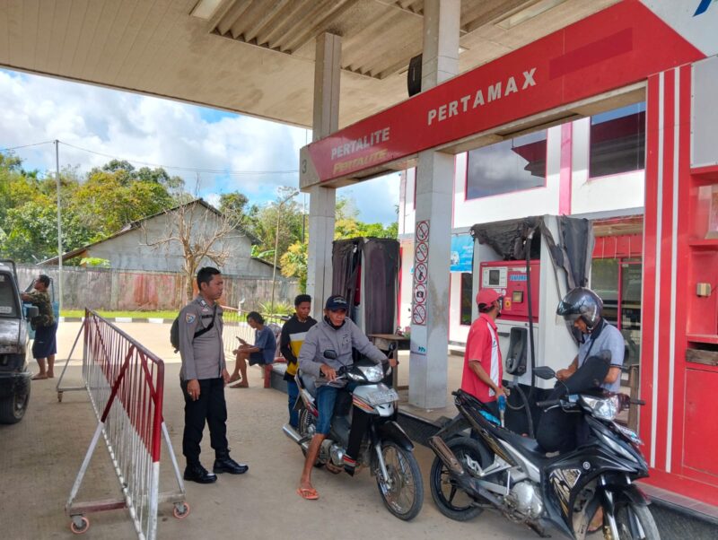 Polsek Mempawah Hulu Patroli Sambang SPBU Karangan Tingkatkan Kamtibmas