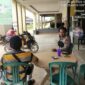 Patroli Humanis Polsek Meranti Perkuat Keamanan dan Kedekatan dengan Warga
