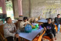 Pendekatan Dialogis Polisi Ingatkan Bahaya Musim Hujan dan Kriminalitas