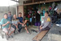 Sambang Humanis Bhabinkamtibmas di Sompak, Perkuat Sinergi Warga Jaga Kamtibmas