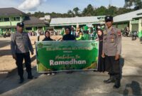 Ratusan Pelajar MIN 2 Landak Gelar Pawai Sambut Ramadhan 1447 H, Polisi Kawal Ketat