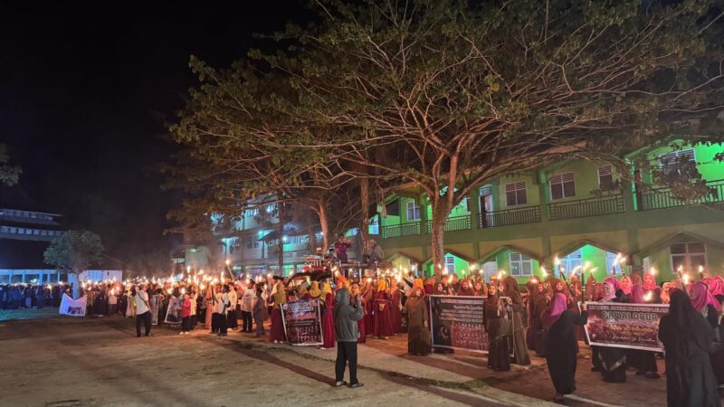 1.500 Warga Ikuti Pawai Obor Ramadhan 1447 H di Ngabang, Polisi Pastikan Pengamanan Maksimal