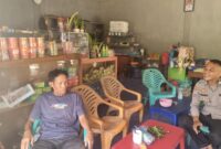 Patroli Siang Polsek Menjalin Sambangi Warga, Perkuat Keamanan Lingkungan di Desa Menjalin