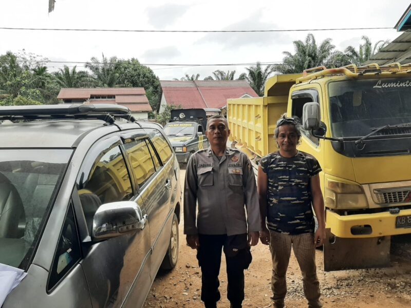 Patroli Siang Polisi Mandor, Warga Diajak Lebih Waspada Cegah Tindak Kriminal