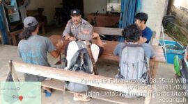 Patroli Dialogis Siang Polsek Air Besar, Polisi Ajak Warga Jaga Kamtibmas