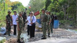 Danrem 121/Abw Tinjau TMMD ke-127 di Sintang, Percepat Pembangunan dan Kesejahteraan Warga