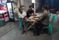 Patroli Malam Polsek Mandor Beri Imbauan Kamtibmas dan Ajak Ronda