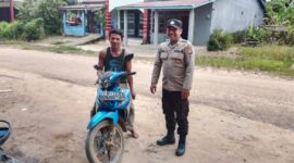 Patroli Dialogis Polsek Kuala Behe Sambangi Warga, Polisi Ajak Jaga Keamanan Lingkungan