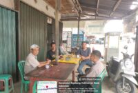 Patroli Dialogis Polsek Ngabang, Polisi Sambangi Warga dan Ajak Jaga Kamtibmas