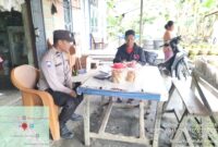 Polisi Air Besar Ngobrol Santai dengan Warga, Sampaikan Pesan Kamtibmas Humanis