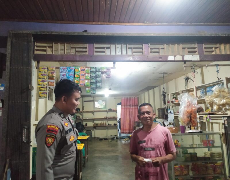 Patroli Malam Subsektor Sompak, Polisi Sambangi Warga Cegah Tindak Pidana
