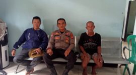 Kanit Binmas Polsek Sebangki Silaturahmi ke Rumah Warga, Perkuat Sinergi Kamtibmas