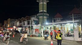 Polres Ketapang Amankan Sholat Tarawih, Lalu Lintas di Delta Pawan Dijaga Polisi