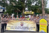 Polwan Polda Kalbar Gelar Aksi Simpatik Bagi Takjil di Tugu Digulis, Mujahidin, dan Alun Kapuas