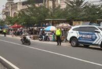 Polda Kalbar Atur Lalu Lintas Saat Pembagian Takjil Gratis Polwan di Tiga Lokasi Ramai