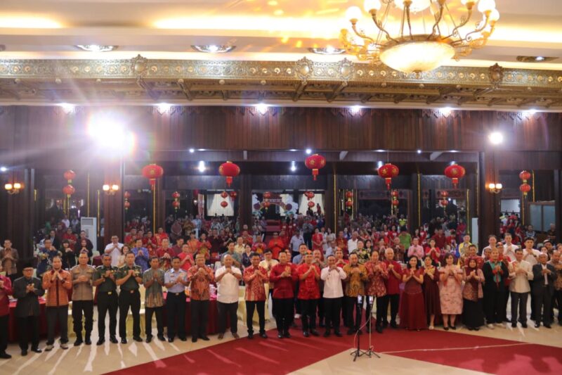 Polda Kalbar Dukung Toleransi, Hadiri Perayaan Imlek Bersama di Pendopo Gubernur