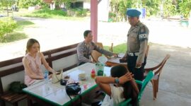 Polisi Menjalin Sambangi Warga Saat Patroli Siang