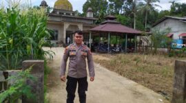 Polsek Mempawah Hulu Pastikan Ibadah Jumat Aman dan Kondusif