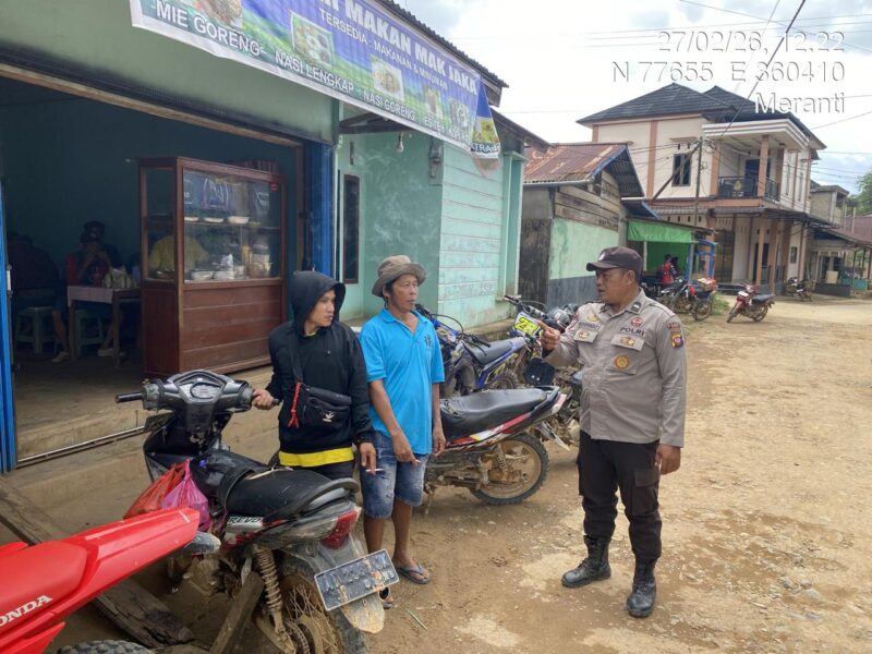 Cegah Kecelakaan, Polisi Beri Imbauan Keselamatan Jalan kepada Masyarakat