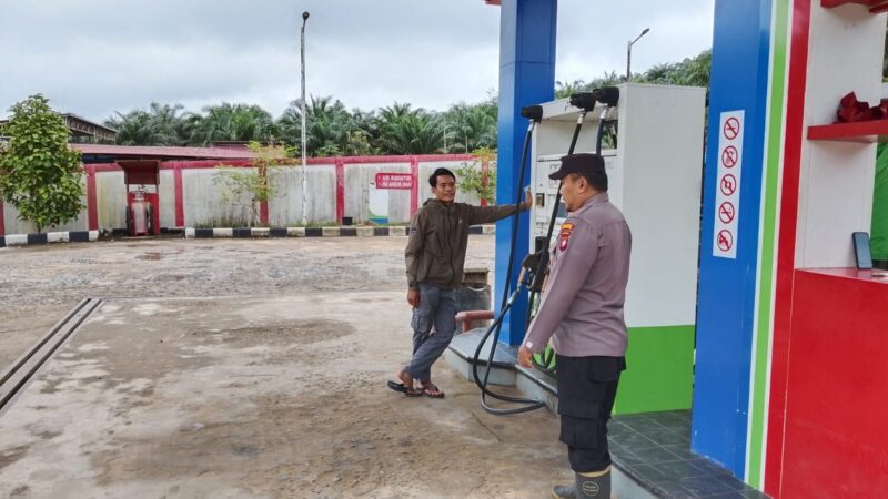 Patroli SPBU Kuala Behe, Polisi Cegah Kriminalitas dan Gangguan Kamtibmas