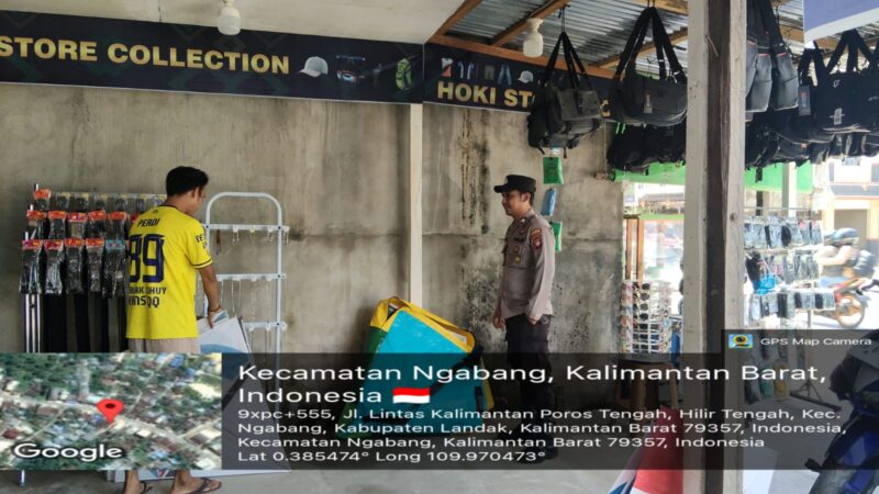 Patroli Preventif, Polisi Berikan Edukasi Kamtibmas kepada Masyarakat Ngabang